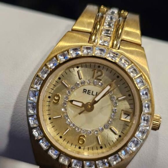 Relic Zr11778S womens goldtone watch with crystals. main image 4